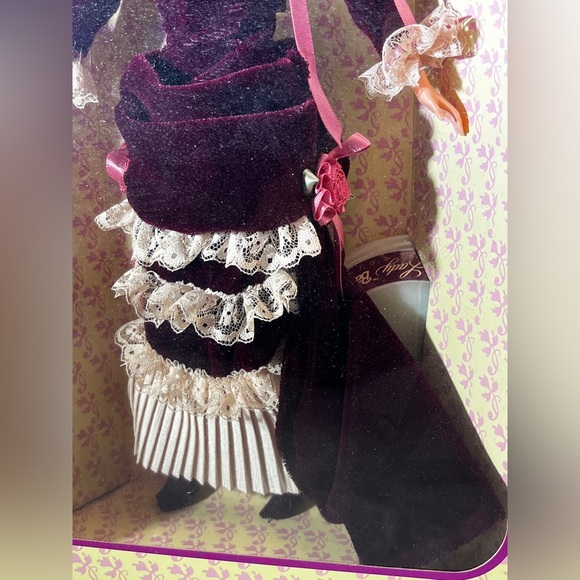 NWT Victorian Lady Barbie collectors edition - Picture 6 of 14
